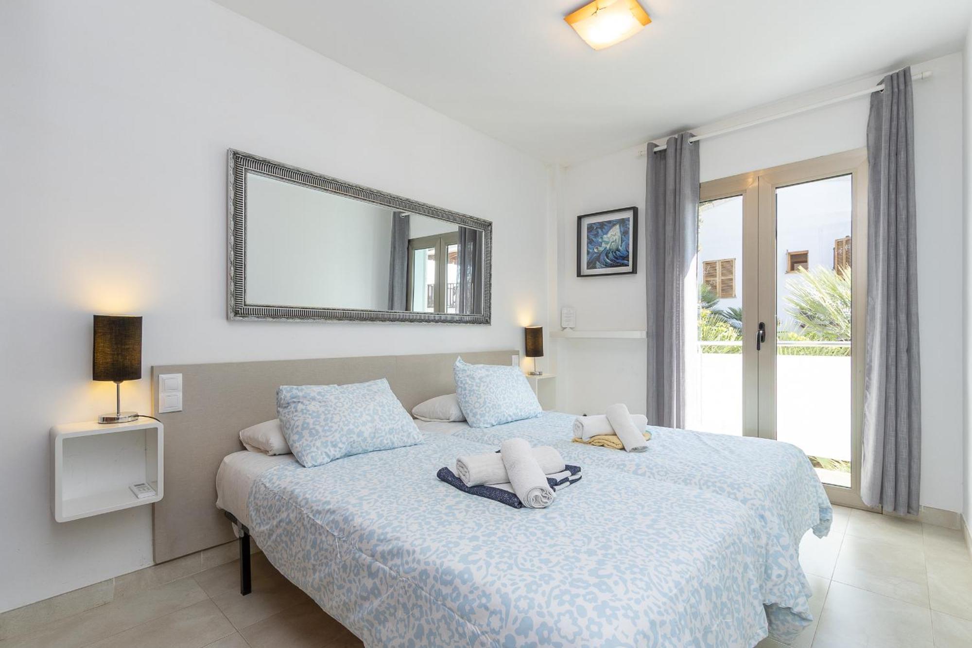 Adosado Bellavista B By Homevillas360 Alcanada Екстер'єр фото